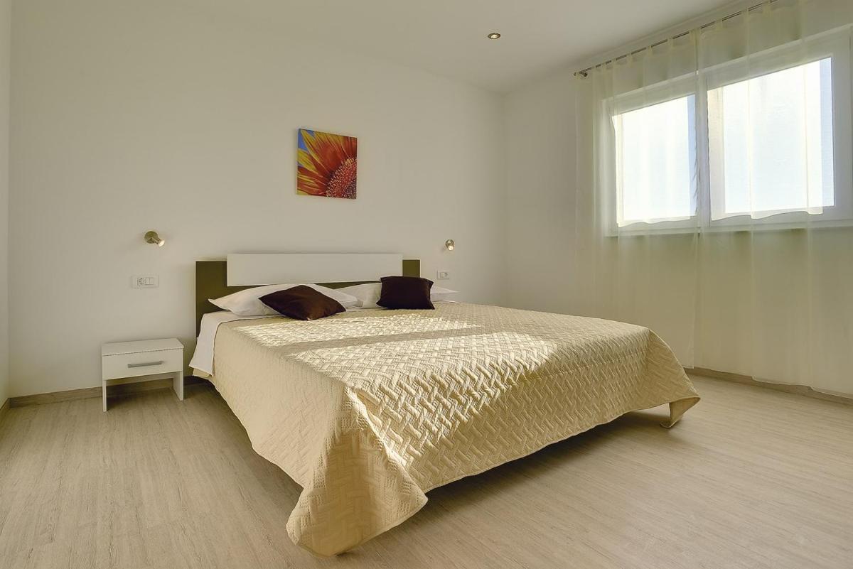 Holiday Home Bellissima วอดิยัน ภายนอก รูปภาพ