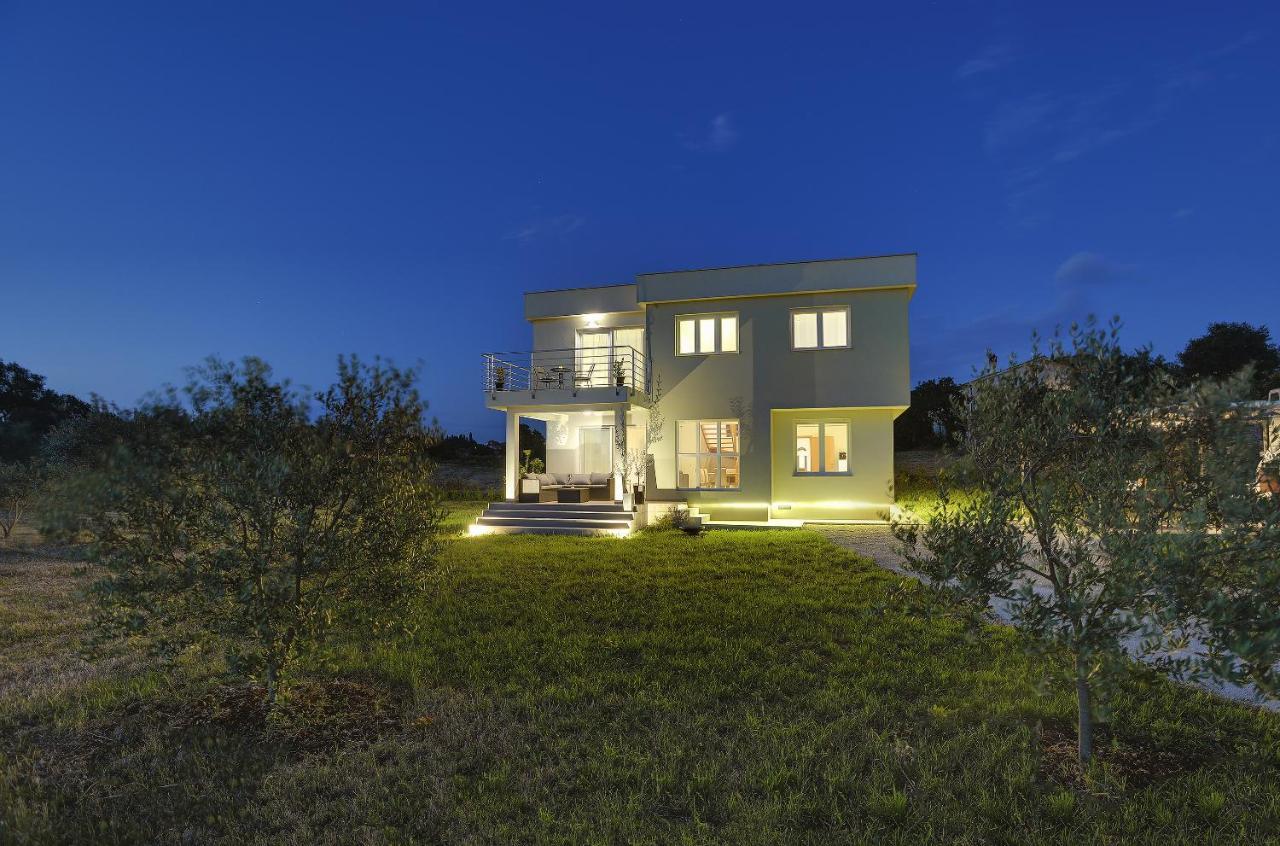 Holiday Home Bellissima วอดิยัน ภายนอก รูปภาพ